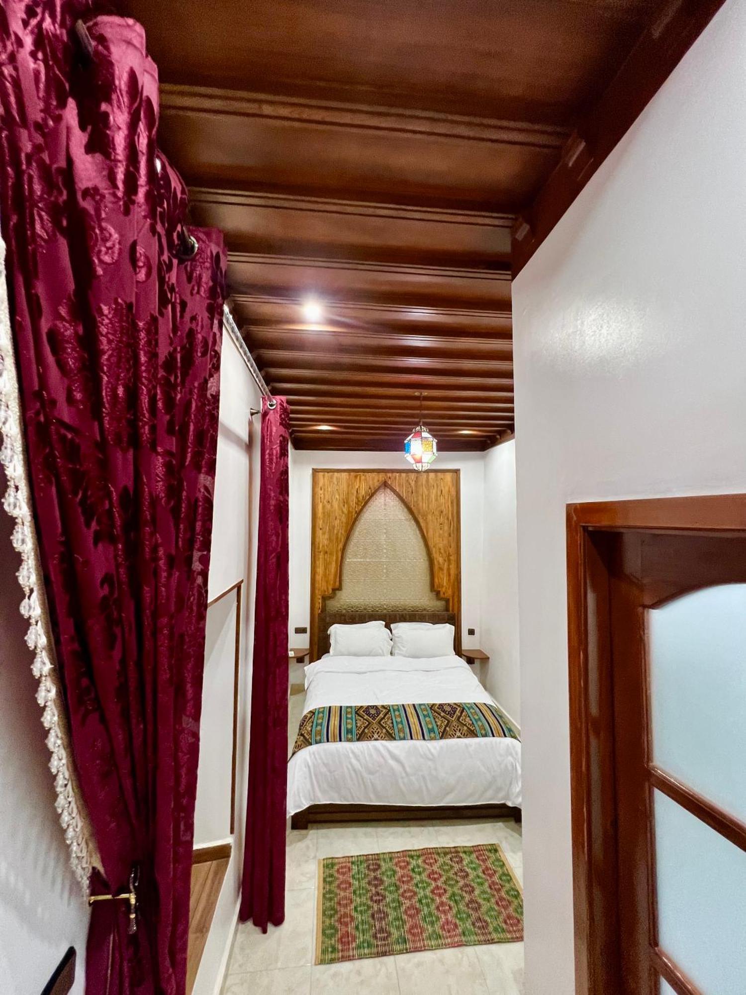 Riad El Wazania Rabat Exteriör bild