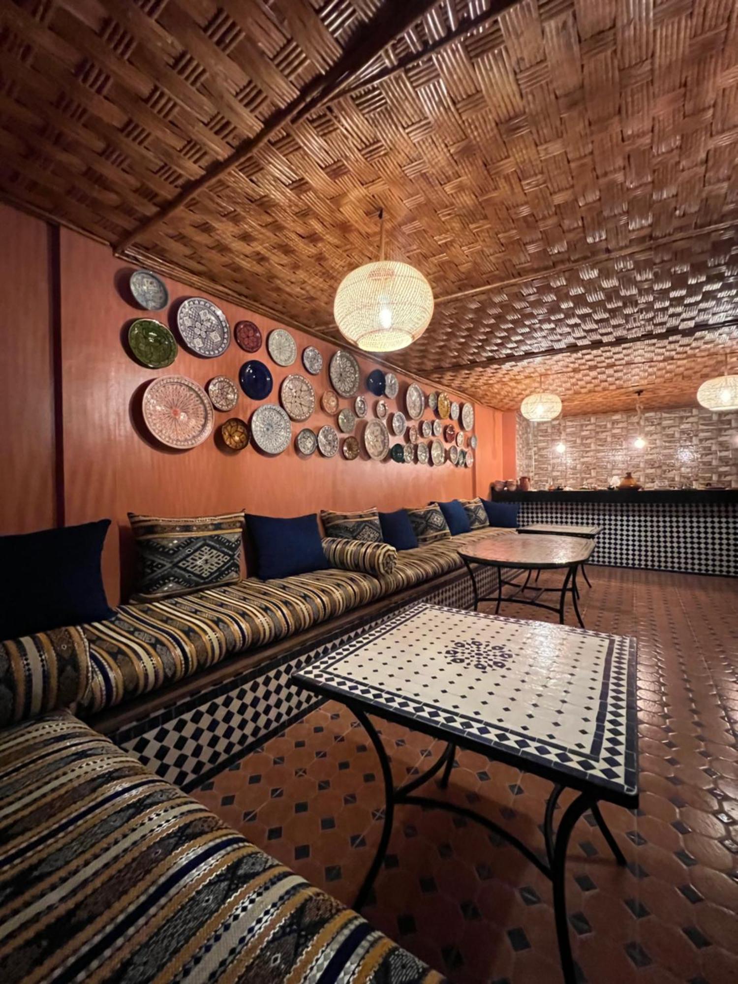 Riad El Wazania Rabat Exteriör bild