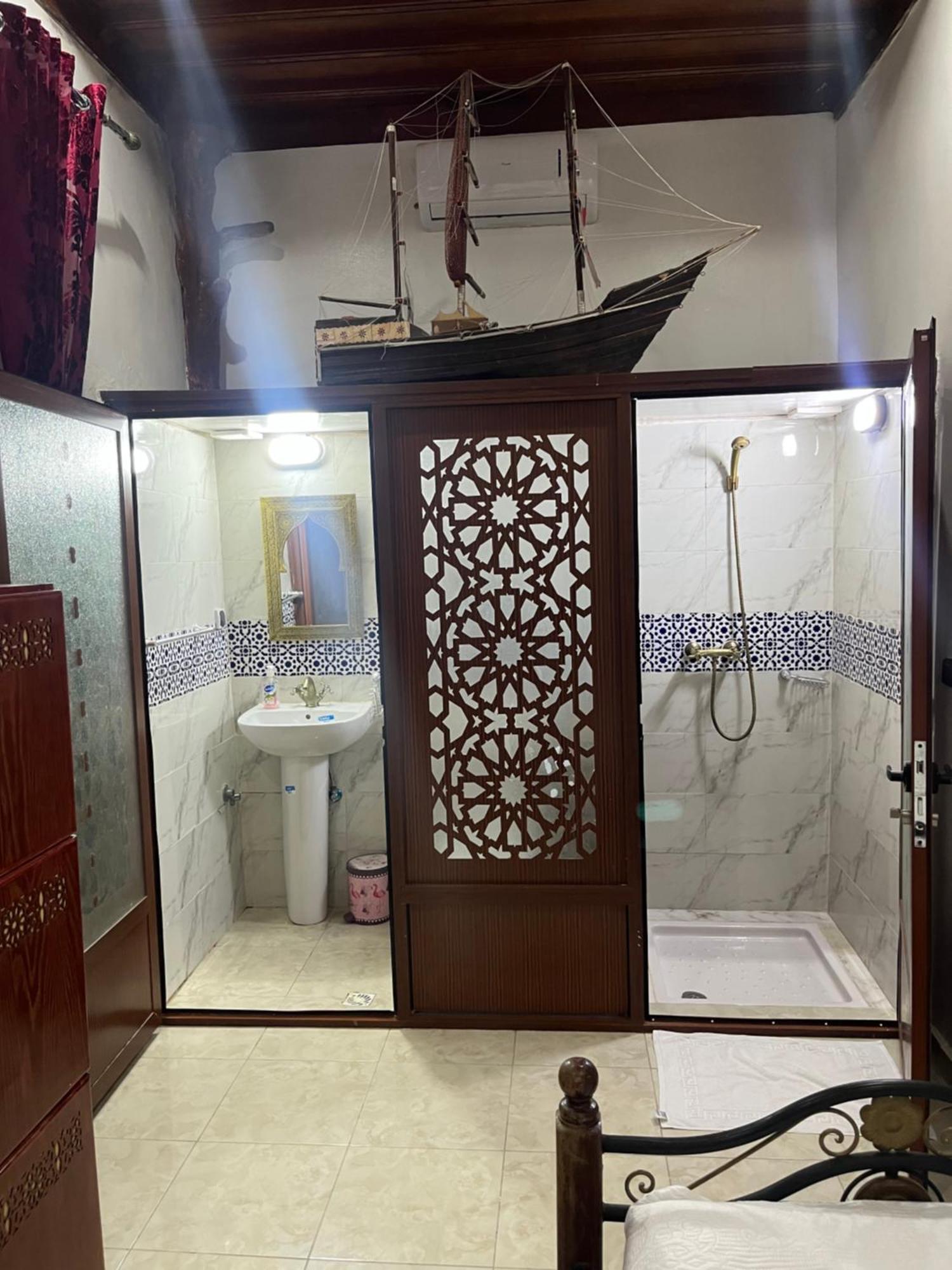 Riad El Wazania Rabat Exteriör bild